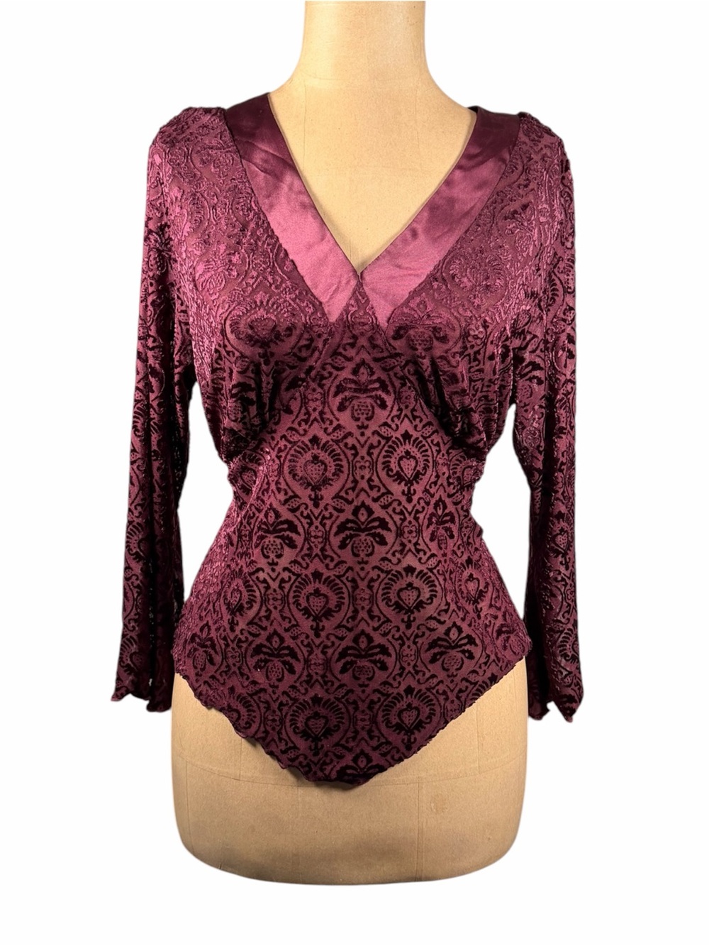 ELLEMENNO Vintage 90’s Velvet Blouse